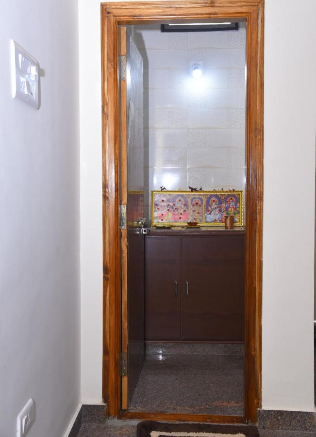 Four Seasons Home Stay Tirupati Extérieur photo