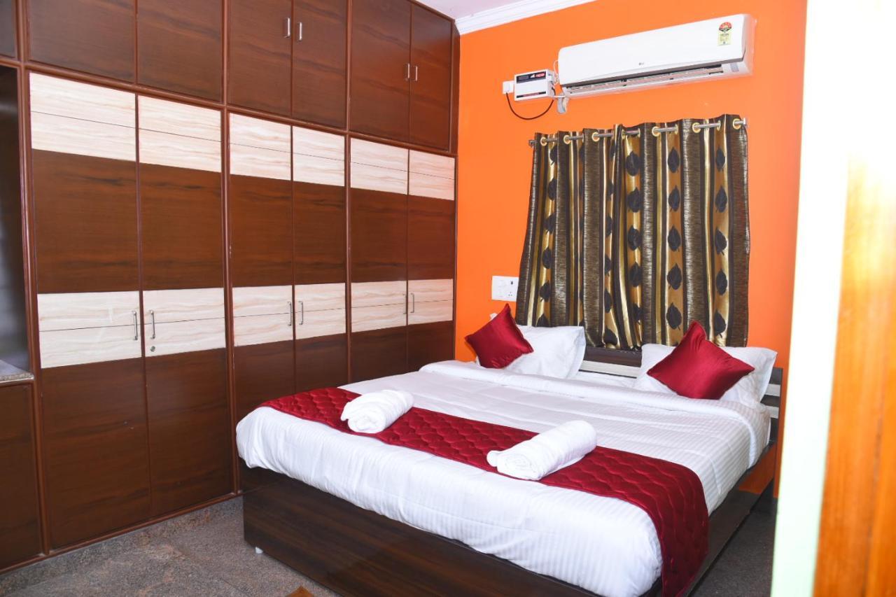 Four Seasons Home Stay Tirupati Extérieur photo