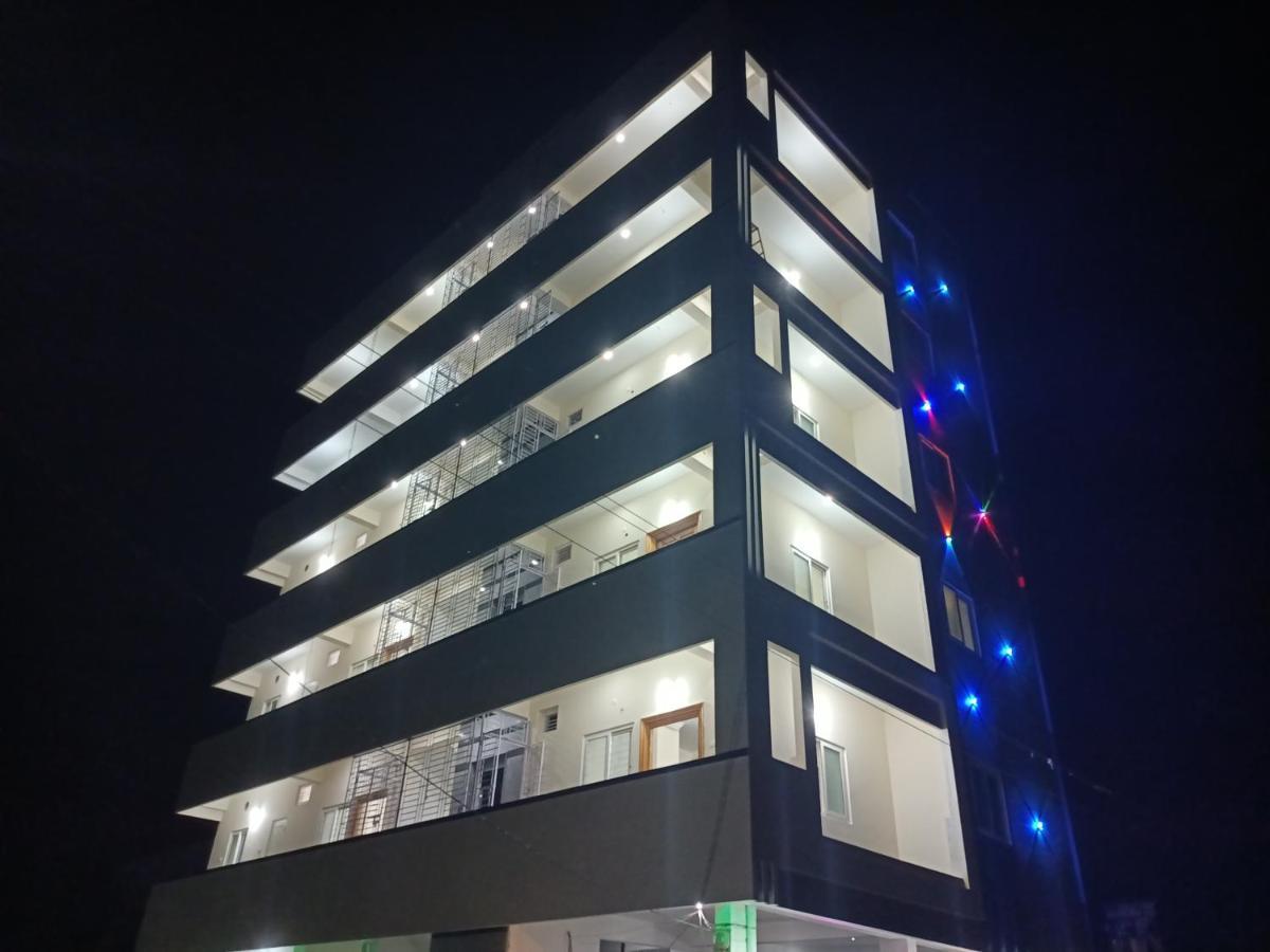Four Seasons Home Stay Tirupati Extérieur photo