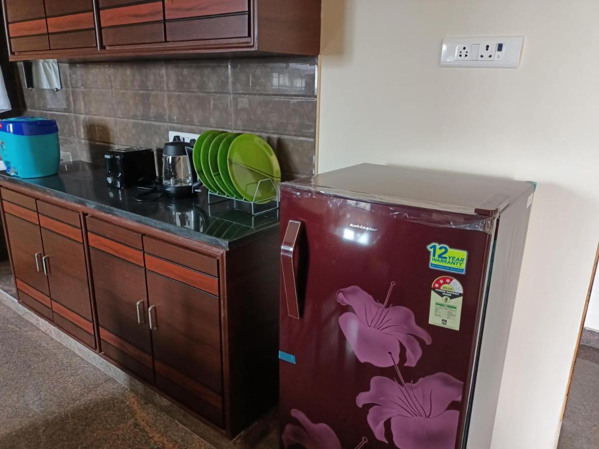 Four Seasons Home Stay Tirupati Extérieur photo