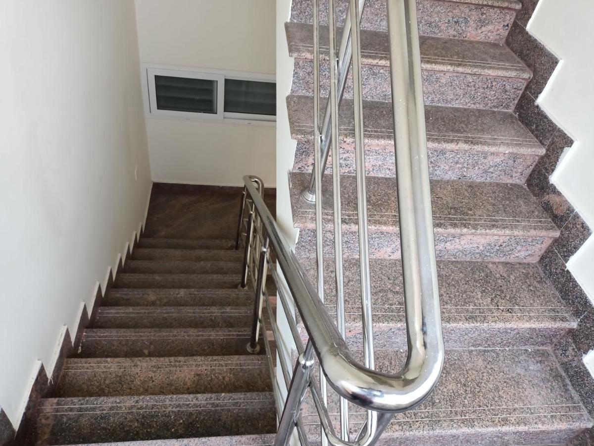 Four Seasons Home Stay Tirupati Extérieur photo