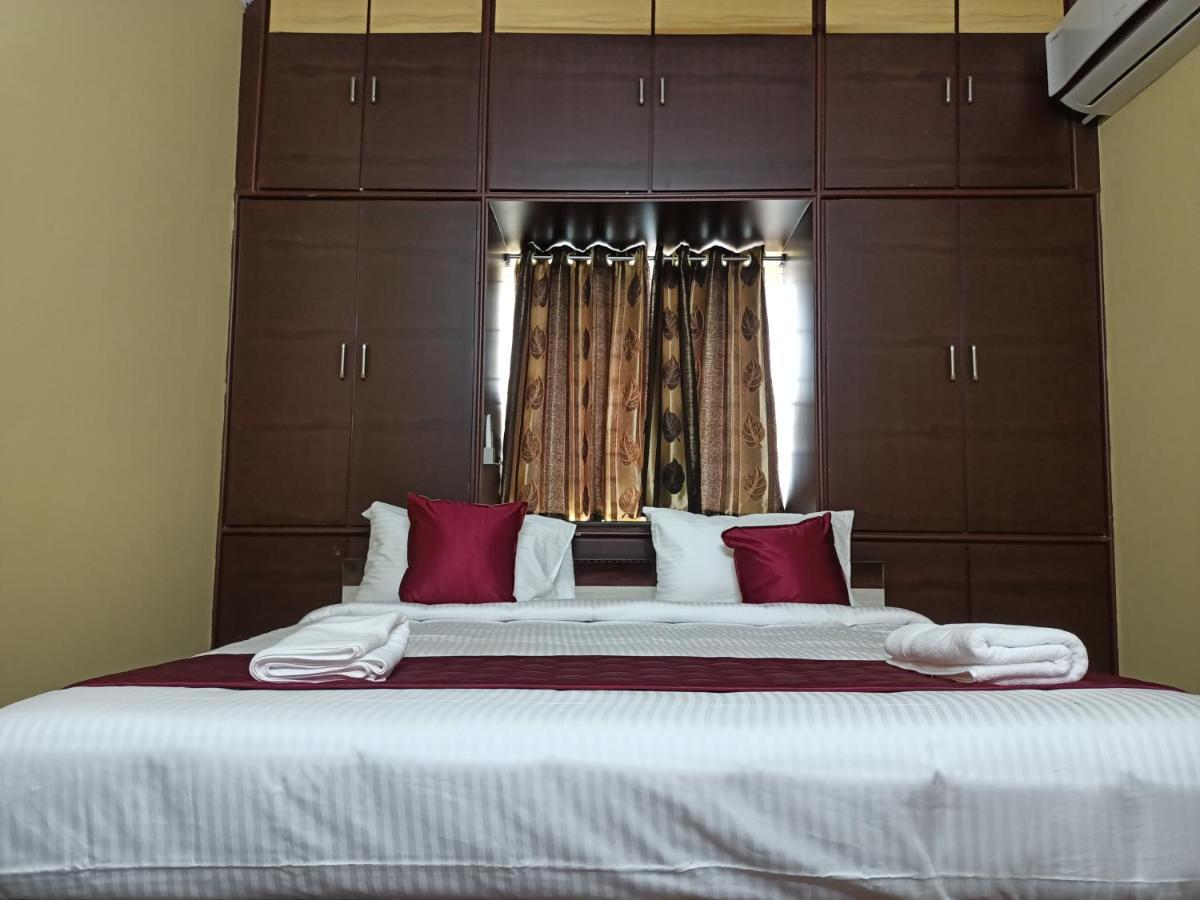 Four Seasons Home Stay Tirupati Extérieur photo