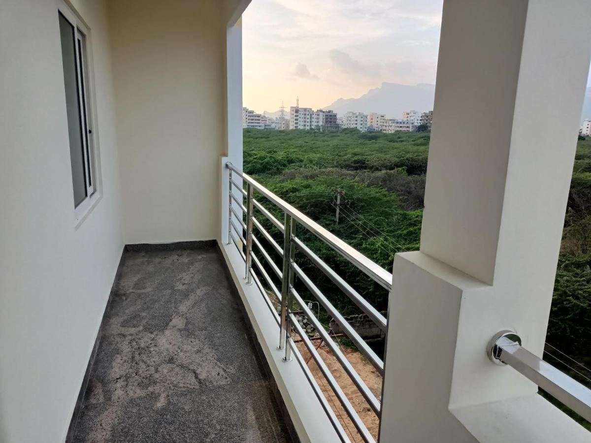 Four Seasons Home Stay Tirupati Extérieur photo